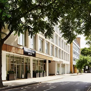 By Marriott Bridge Londen